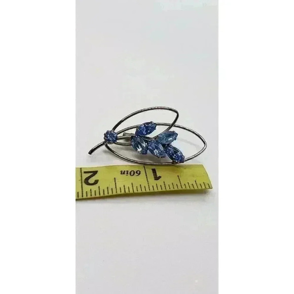 Vintage Brooch Silver with Blue Rhinestone MCM Schreiner Style - Picture 5 of 7